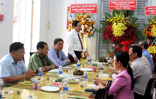 Chủ tịch Ủy ban Trung ương MTTQVN Trần Thanh Mẫn chúc mừng Lễ phục sinh tại Tòa Giám mục Cần Thơ