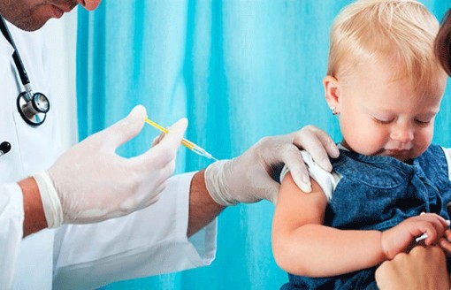 EU kêu gọi đấu tranh chống thông tin sai lệch về vaccine