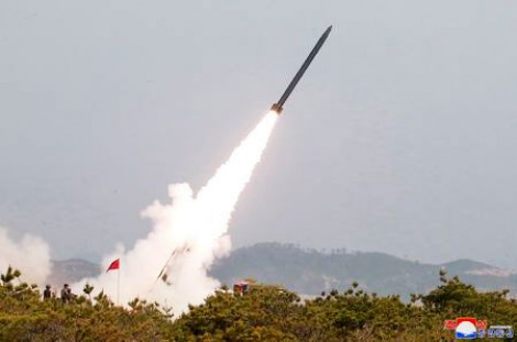 Triều Tiên duy trì cao độ

sẵn sàng chiến đấu