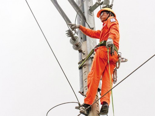 Tăng cường kiểm tra, đảm bảo cung cấp điện an toàn, ổn định