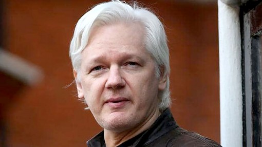 Ecuador khẳng định không hủy quy chế tị nạn đổi lấy thương mại