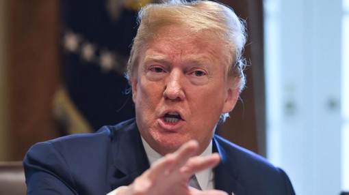 Ông Trump lại “rắn” với Iran