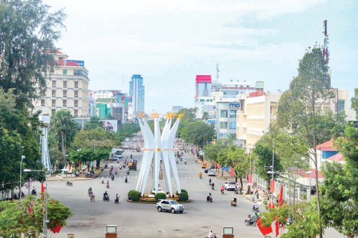 Xây dựng TP Cần Thơ thanh bình và thịnh vượng