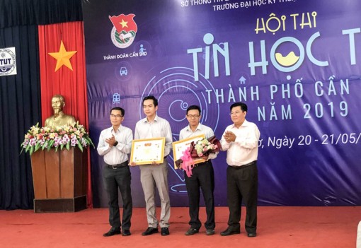 Công chức trẻ năng động, chuyên nghiệp