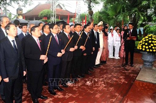 Ðồng chí Hoàng Ðình Giong - lãnh đạo tiền bối tiêu biểu của Ðảng và cách mạng Việt Nam