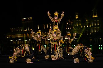 Ngỡ ngàng trước màn trình diễn chuyên nghiệp của thiếu nhi quốc tế trong gala tại Vinpearl Land Nam Hội An Ngỡ ngàng trước màn trình diễn chuyên nghiệp của thiếu nhi quốc tế trong gala tại Vinpearl Land Nam Hội An