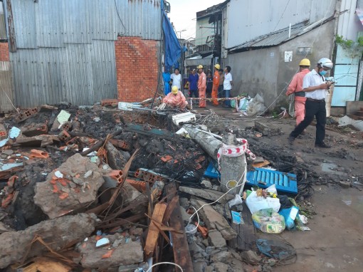 Trụ điện gãy gây tai nạn chết người