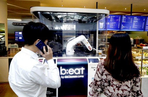 Robot dần thay thế con người tại Hàn Quốc