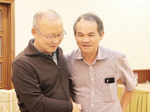 Khi bầu Đức “đòi nợ” người Thái…