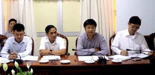 Lãnh đạo thành phố làm việc với Tổng Công ty hàng không Việt Nam