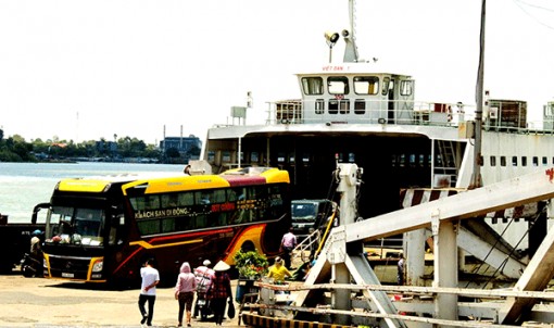 Bộ GTVT đồng ý dừng hoạt động bến phà Vàm Cống