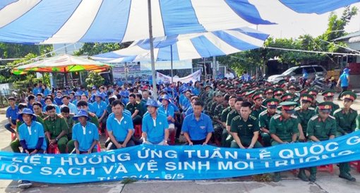 ក​សាង​ទម្រង់​ជាក់​ស្តែង​ជា​ច្រើន​