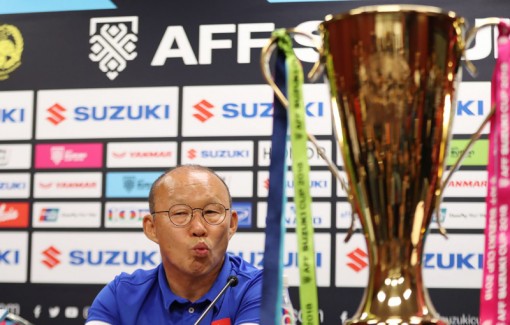 Hợp đồng mới của ông Park!