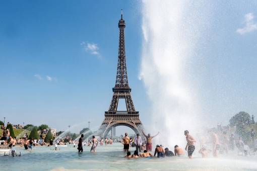 Châu Âu “vã mồ hôi” vì nắng nóng