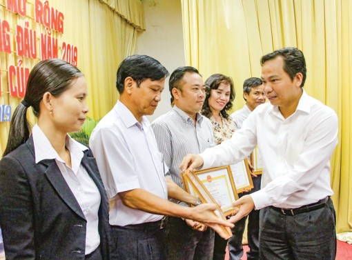 Tập trung các giải pháp để quận Ninh Kiều thực hiện đạt và vượt các chỉ tiêu, nhiệm vụ nhiệm kỳ 2015-2020