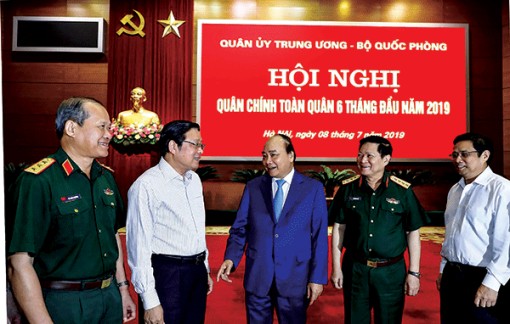 Thủ tướng Nguyễn Xuân Phúc dự Hội nghị Quân chính toàn quân