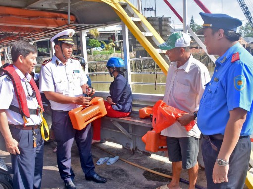 Tạm đình chỉ 8 bến thủy nội địa hoạt động không phép