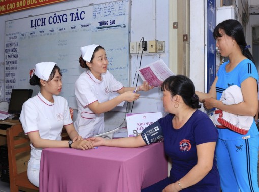 Hành trình thiện nguyện<br> “Tất cả phụ nữ đều xứng đáng được chăm sóc tốt nhất”