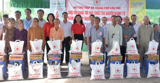 Đồng cảm và chia sẻ