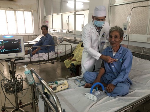 Phẫu thuật cầu nối chủ - vành không sử dụng máy tuần hoàn ngoài cơ thể