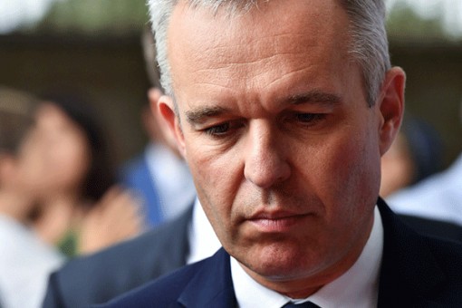 Bộ trưởng Môi trường Pháp từ chức vì xài sang