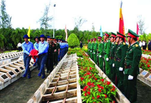 Theo chân những người đi tìm đồng đội