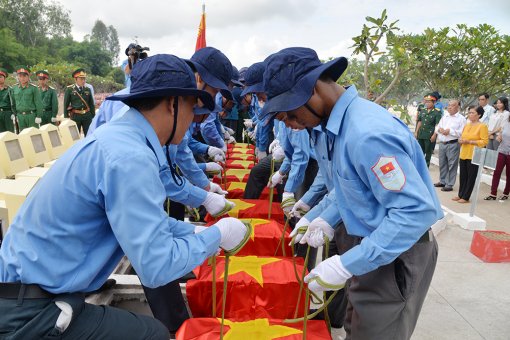 Cải táng 172 hài cốt liệt sỹ hy sinh trong chiến tranh