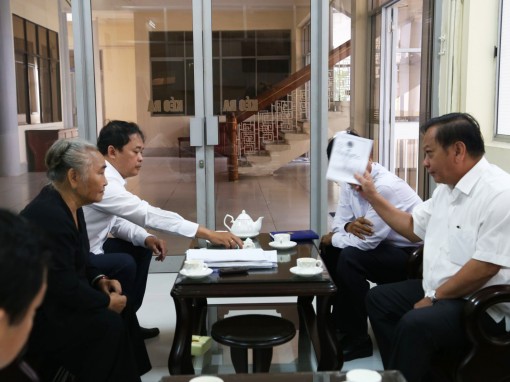 Bí thư Thành ủy tiếp công dân