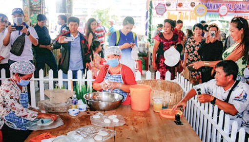 Ðừng “sống mòn” từ Youtube!