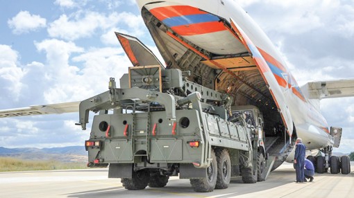 Căng thẳng Mỹ-Thổ, ai được lợi?