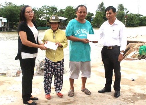 Tích cực khắc phục hậu quả vụ sạt lở tại Vĩnh Thạnh