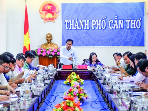 Xác định rõ nhiệm vụ trọng tâm,

tạo chuyển biến tích cực, cụ thể