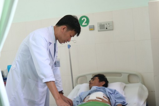 Phẫu thuật tối khẩn toàn bộ lách bị vỡ, cứu sống bệnh nhân