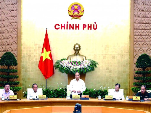 Thủ tướng Nguyễn Xuân Phúc: 

Bức tranh vĩ mô tiếp tục có chiều hướng tốt