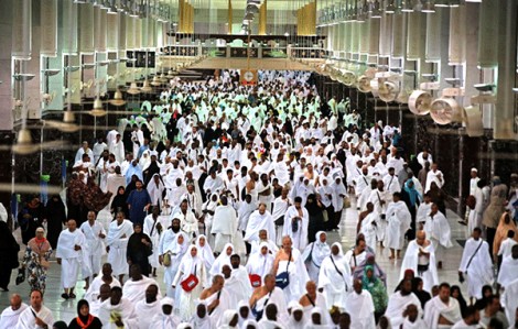 Hơn 2 triệu tín đồ Hồi giáo bắt đầu cuộc hành hương về thánh địa Mecca