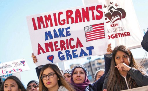 Mỹ không cấp thẻ xanh cho người nhập cư sống dựa vào bảo trợ xã hội