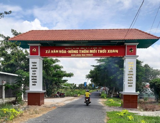 Sức bật xã nông thôn mới Thới Xuân