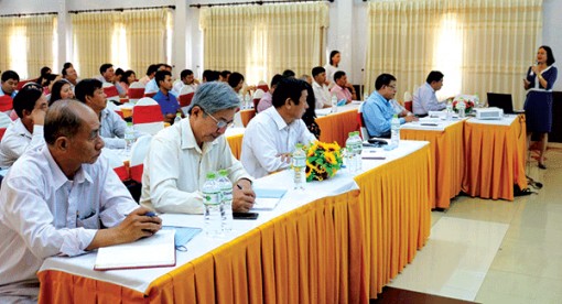 Tăng cường cơ giới hóa để giảm mạnh lượng sử dụng lúa giống