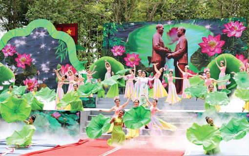 An Giang tổ chức nhiều hoạt động ý nghĩa kỷ niệm 131 năm ngày sinh Bác Tôn