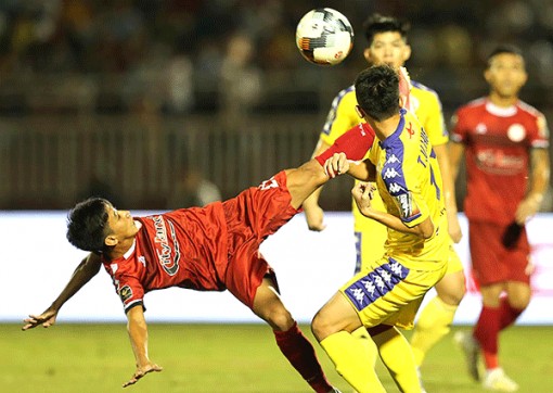 “Bát quái trận đồ” V.League