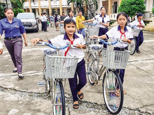 San sẻ đầu năm học