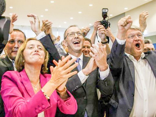 Liên minh cầm quyền tiếp tục thất bại