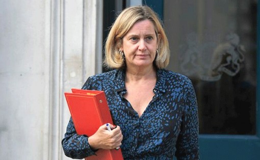 Bộ trưởng Việc làm Anh từ chức