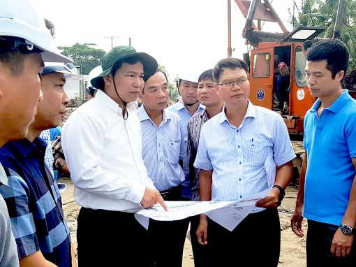 Quyết liệt đẩy nhanh tiến độ thi công 
dự án đường tỉnh 922