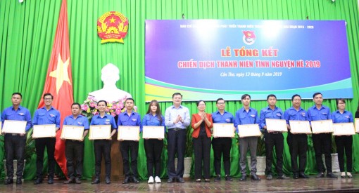 Đoàn viên thanh niên thực hiện hơn 2.000 công trình, phần việc