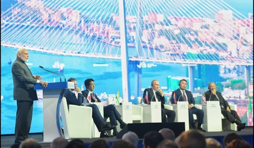 Nga cân bằng giữa Trung Quốc và Ấn Độ