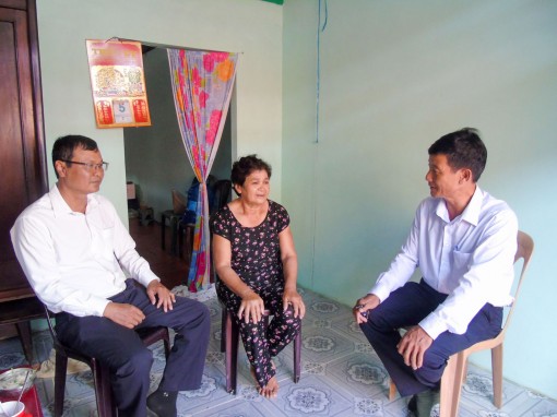 Chăm lo đời sống đồng bào dân tộc thiểu số