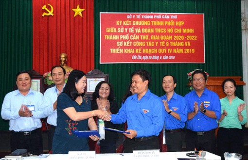 Sở Y tế và Thành đoàn ký kết phối hợp thực hiện các chương trình y tế