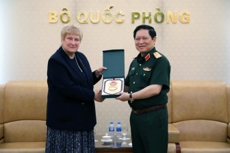Thúc đẩy hơn nữa hợp tác quốc phòng Việt Nam-Anh