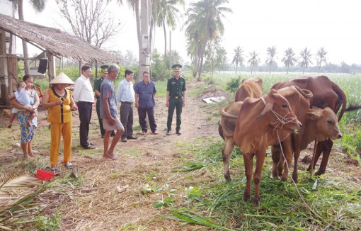 ភក្ដី​ភាព​ចំ​ពោះ​អ្នក​ក្រនៅ​តំ​បន់​ព្រំ​ដែន​សមុទ្រ​